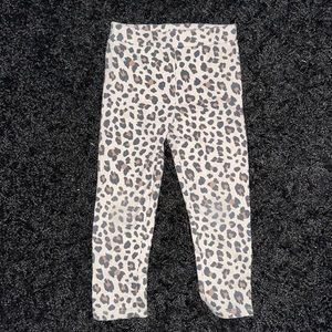 Leopard print leggings
